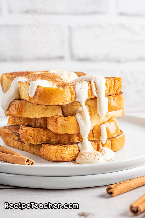 Recipe for cinnamon roll french toast