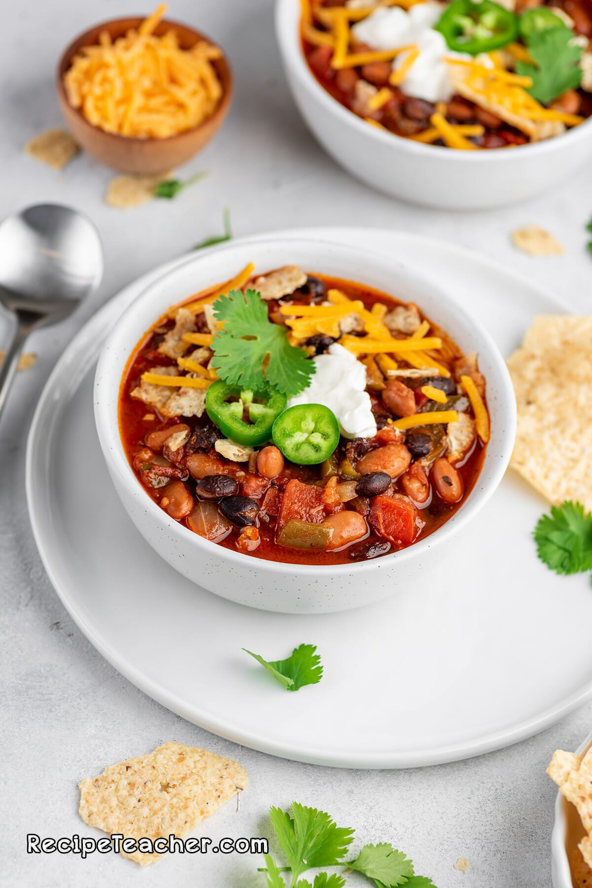 Unbelievable Instant Pot Vegetarian Chili - RecipeTeacher