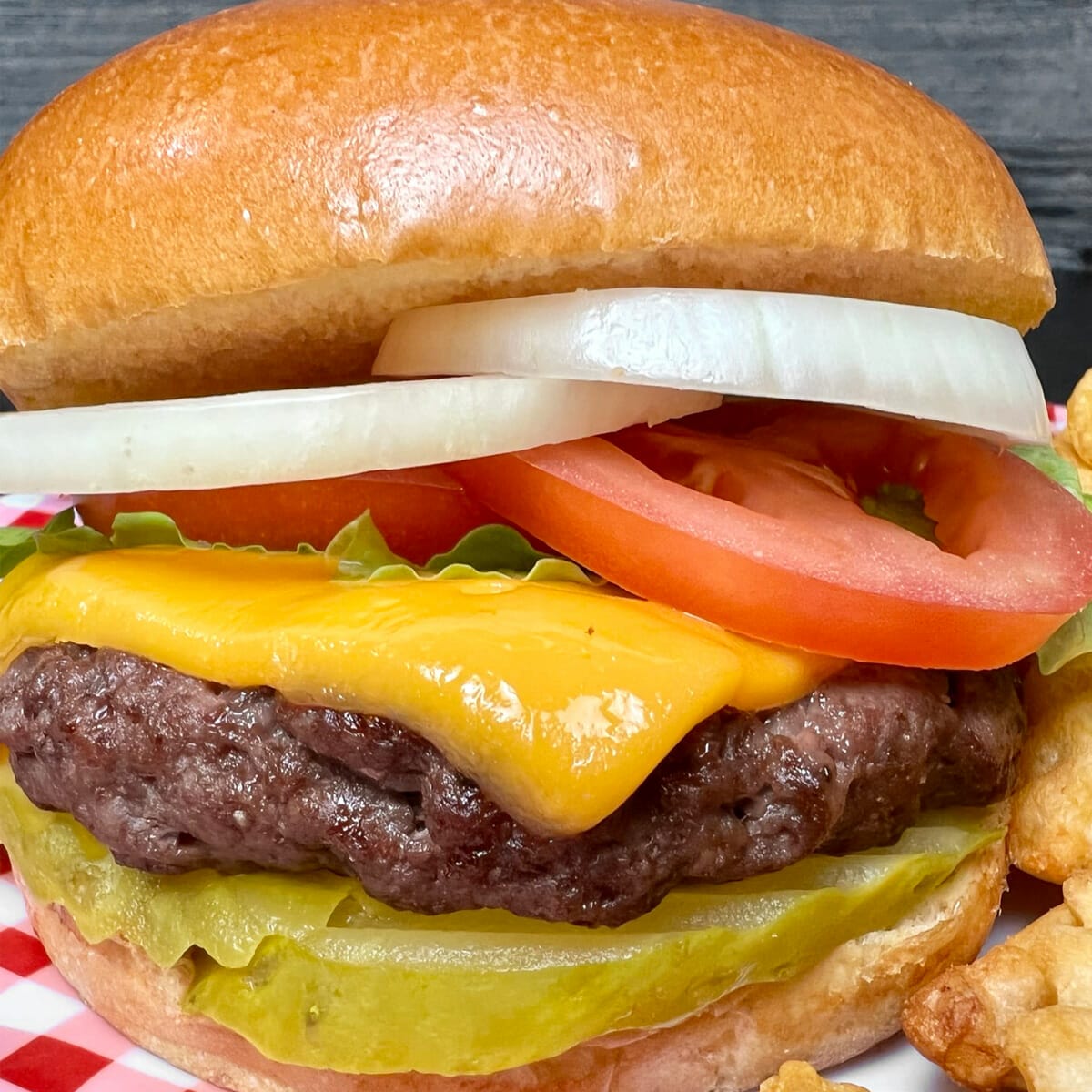 Burgers In Air Fryer - Super Easy Recipe! - Daisies & Pie