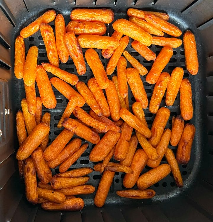 Roasted baby carrots in an air fryer.