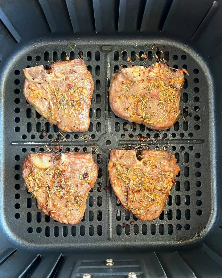 Recipe for air fryer lamb chops.