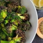 Recipe for air fryer lemon pepper roasted broccoli.