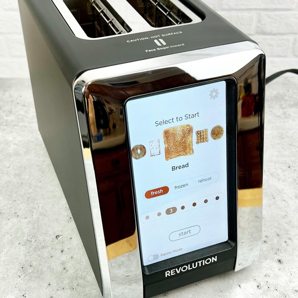 The Revolution InstaGLO R180 Toaster is smart, but overpriced
