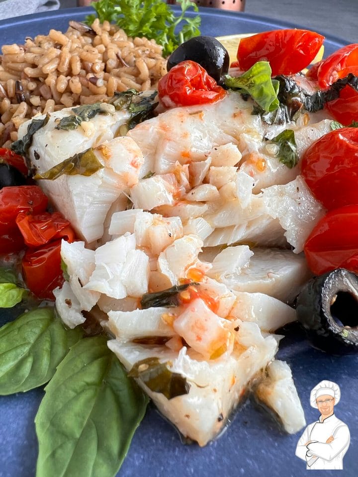 In the tradition of Mediterranean cuisine, this easy cod recipe is perfect for a delicious meal any night of the week. Loaded with fresh ingredients and vibrant flavors.